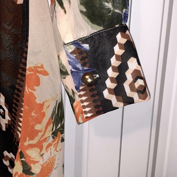 Printed Blouse - Picture 4 of 4